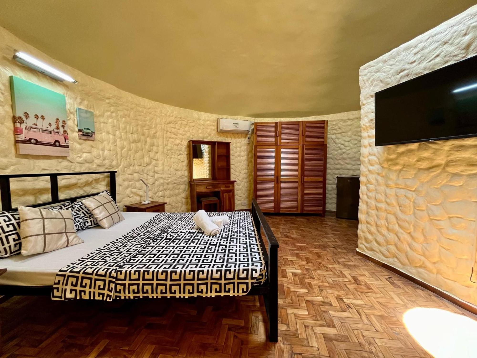 Midnite Inn Панглао Екстер'єр фото